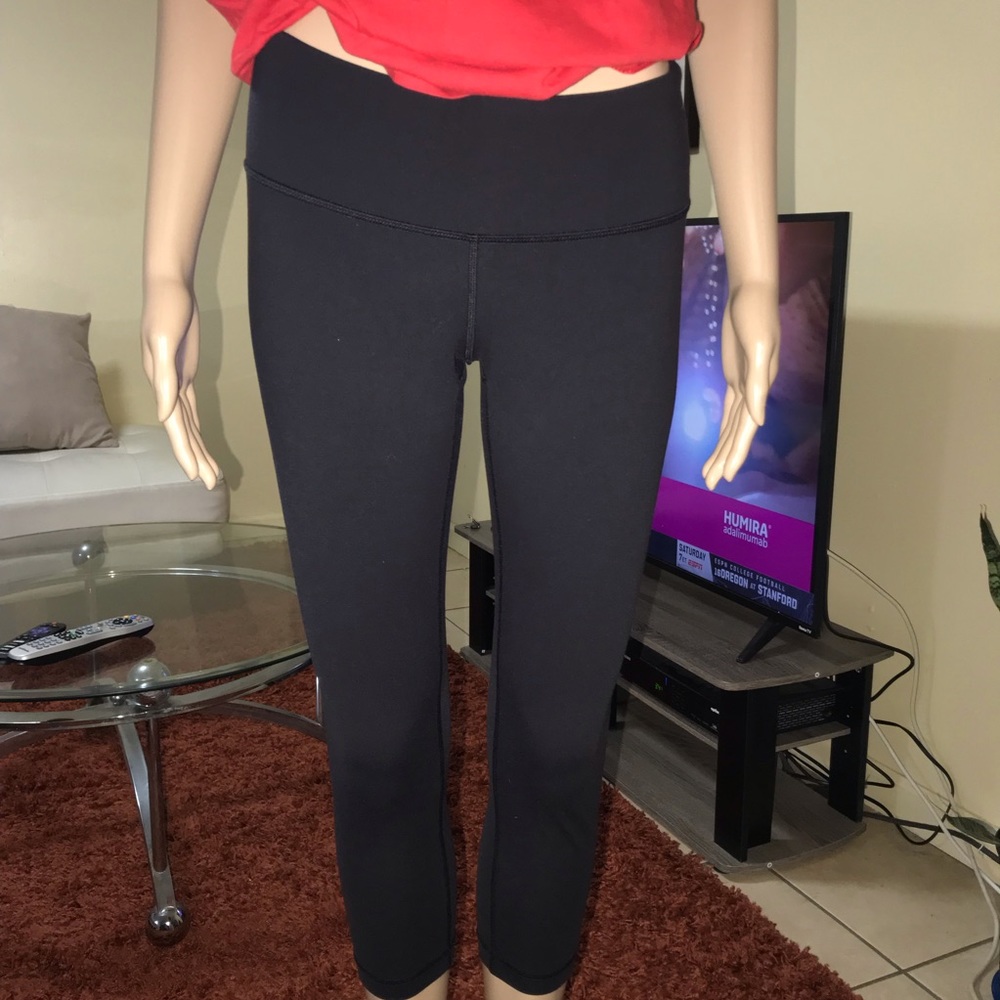 Lululemon black leggings. - Picture 2 of 7